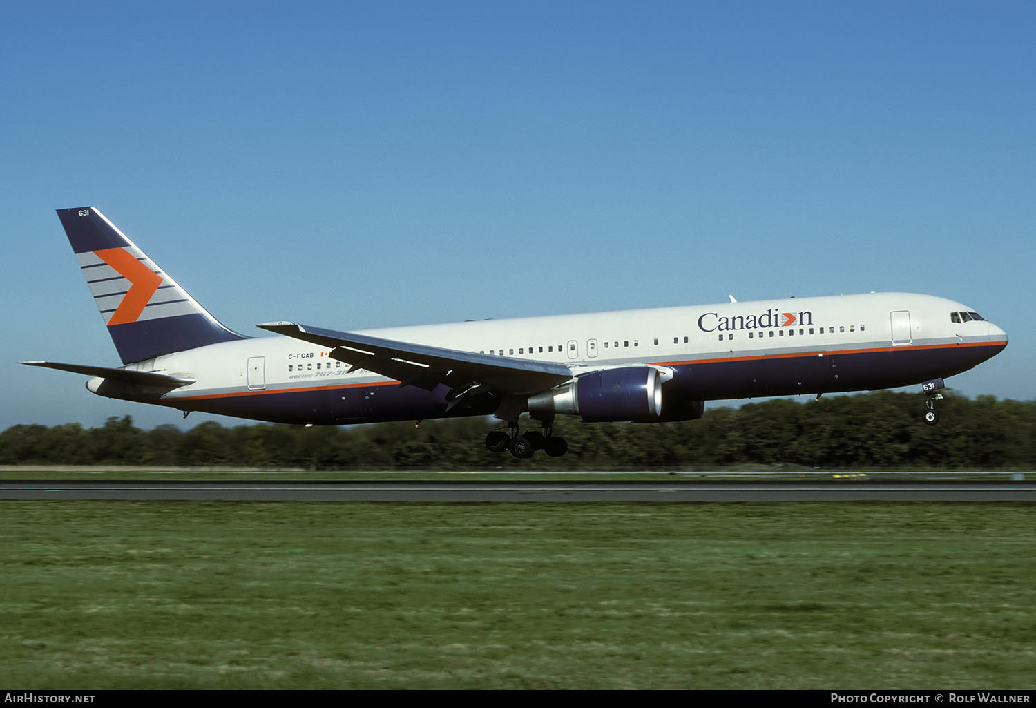 Aircraft Photo of C-FCAB | Boeing 767-375/ER | Canadian Airlines | AirHistory.net #241509