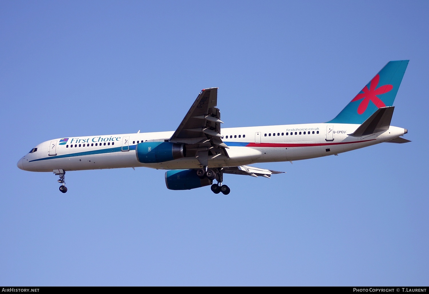 Aircraft Photo of G-CPEU | Boeing 757-236 | First Choice Airways | AirHistory.net #241537