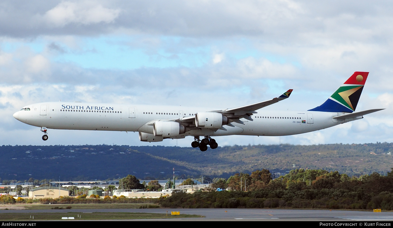 Aircraft Photo of ZS-SND | Airbus A340-642 | South African Airways | AirHistory.net #241609