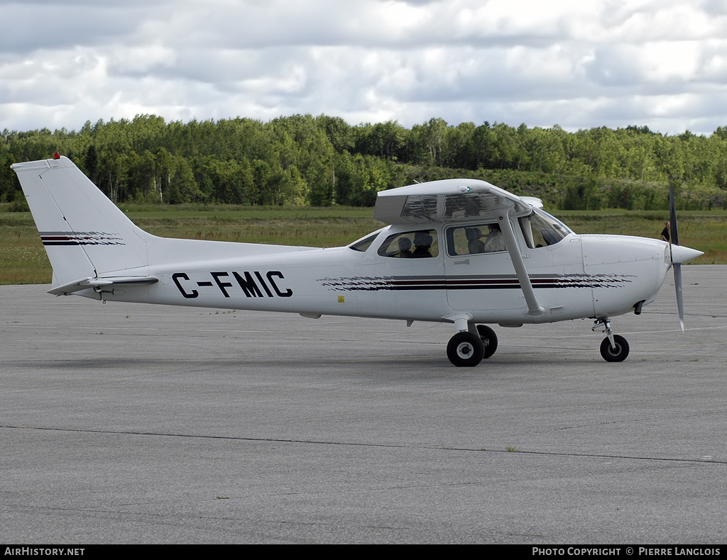 Aircraft Photo of C-FMIC | Cessna 172R Skyhawk II | AirHistory.net #241611
