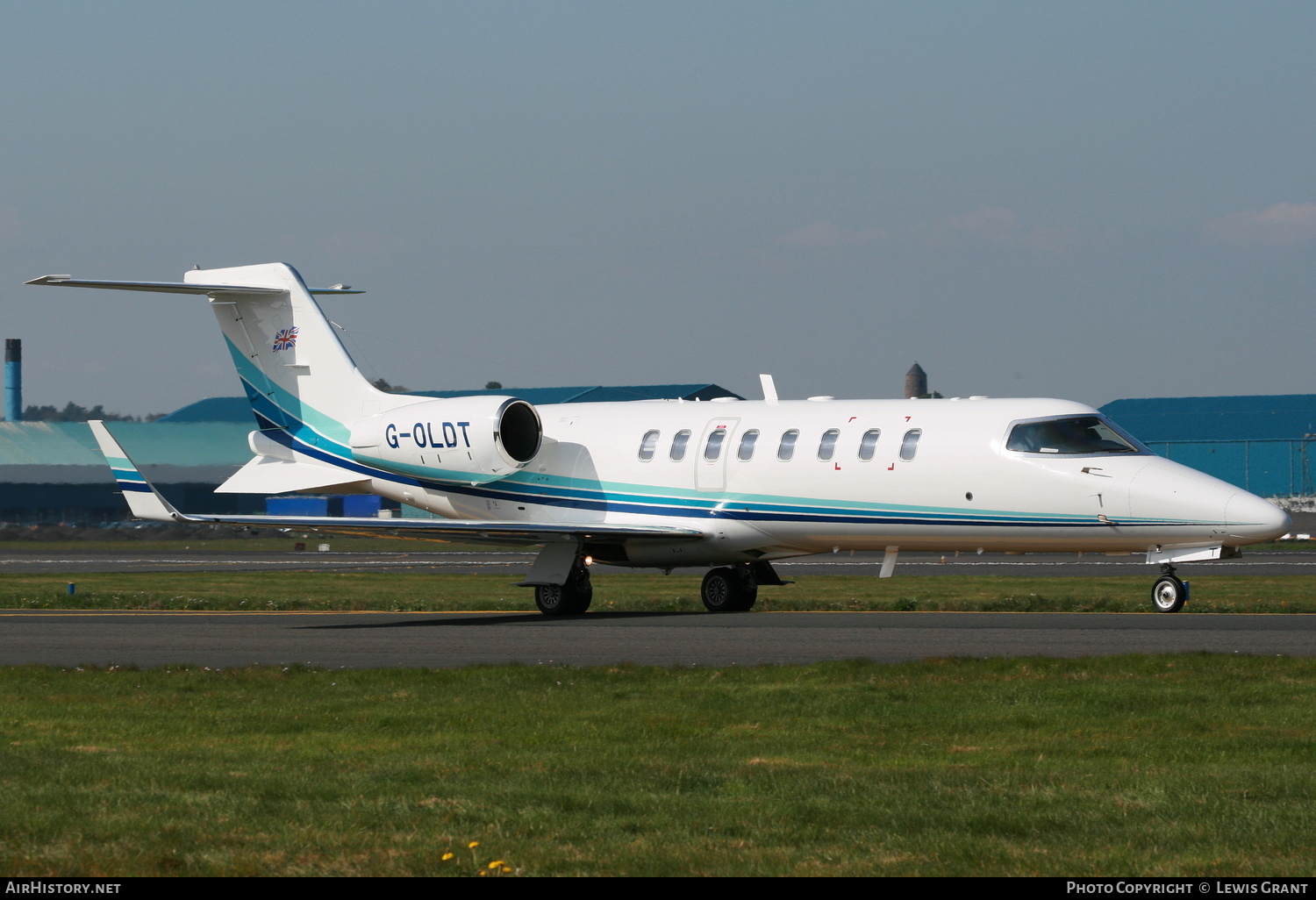 Aircraft Photo of G-OLDT | Learjet 45 | AirHistory.net #241677