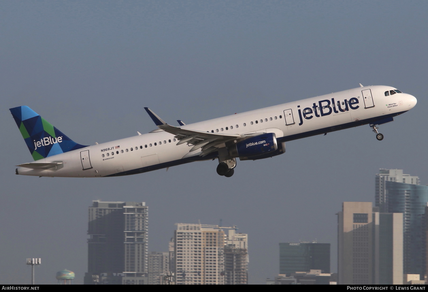Aircraft Photo of N968JT | Airbus A321-231 | JetBlue Airways | AirHistory.net #241687