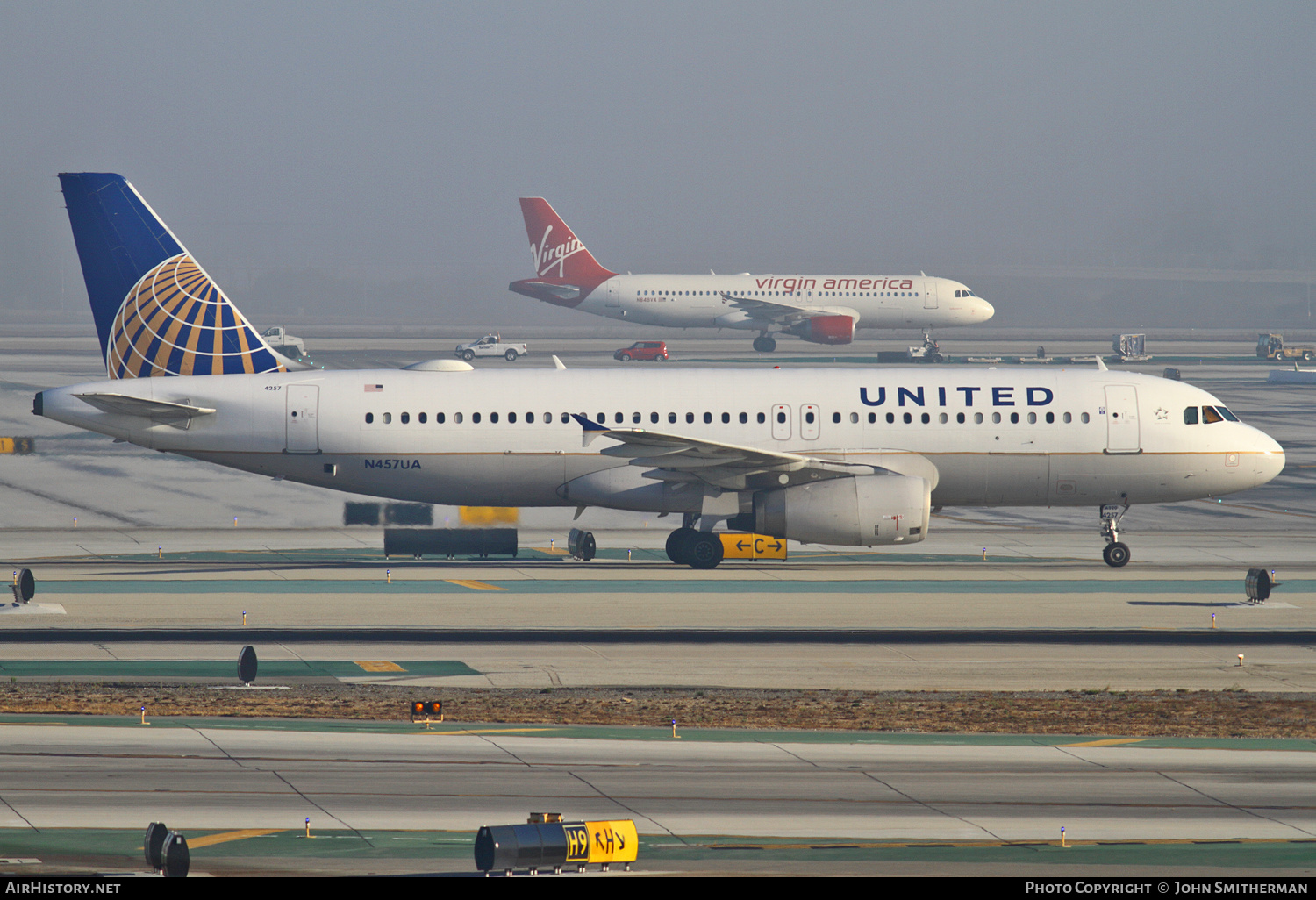 Aircraft Photo of N457UA | Airbus A320-232 | United Airlines | AirHistory.net #241707