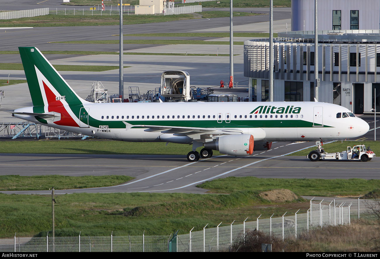 Aircraft Photo of F-WWDX | Airbus A320-216 | Alitalia | AirHistory.net #241742