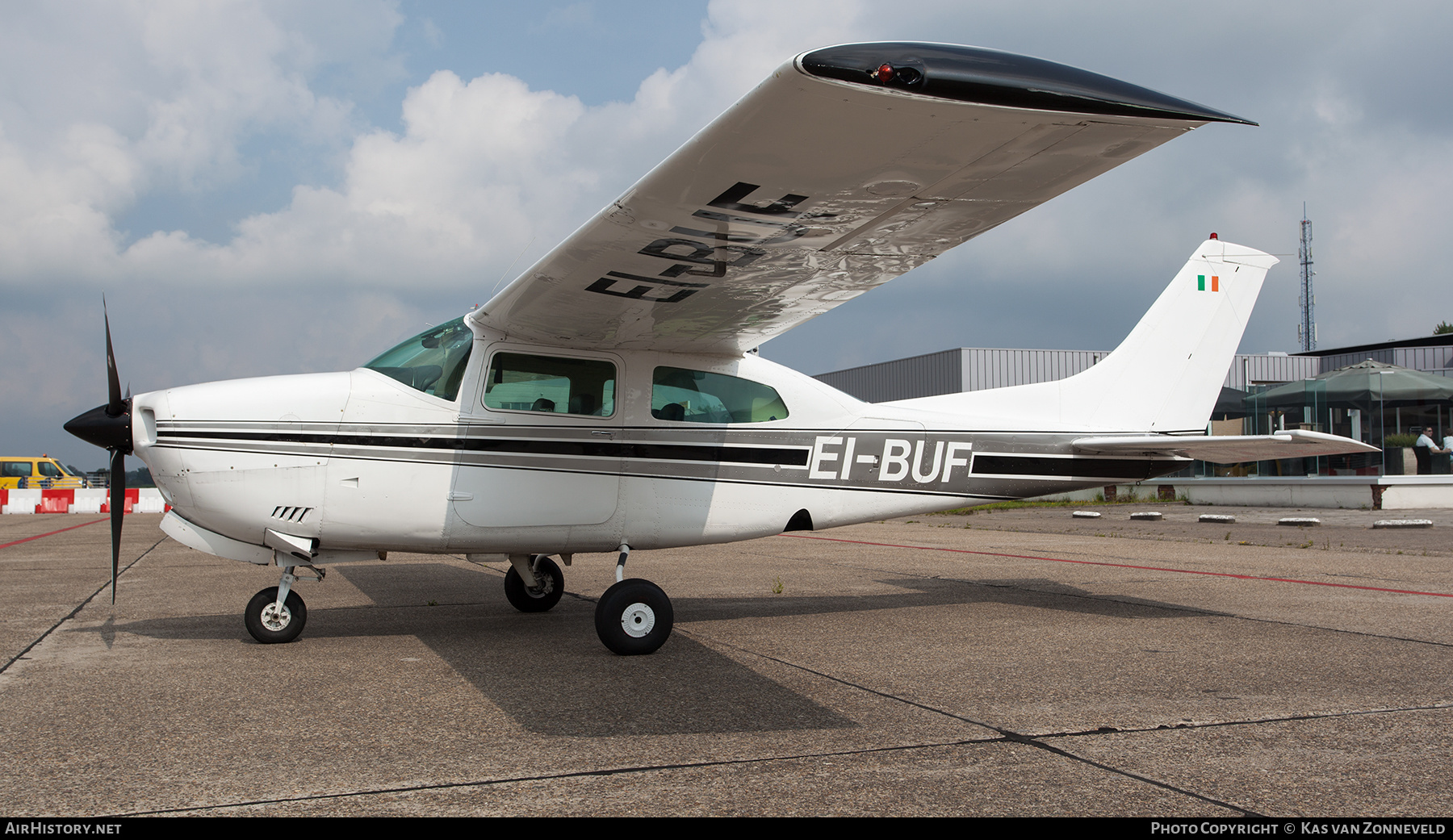 Aircraft Photo of EI-BUF | Cessna 210N Centurion | AirHistory.net #241782
