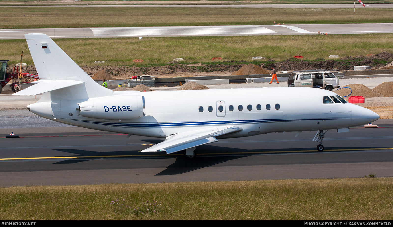Aircraft Photo of D-BASE | Dassault Falcon 2000EX | AirHistory.net #241977