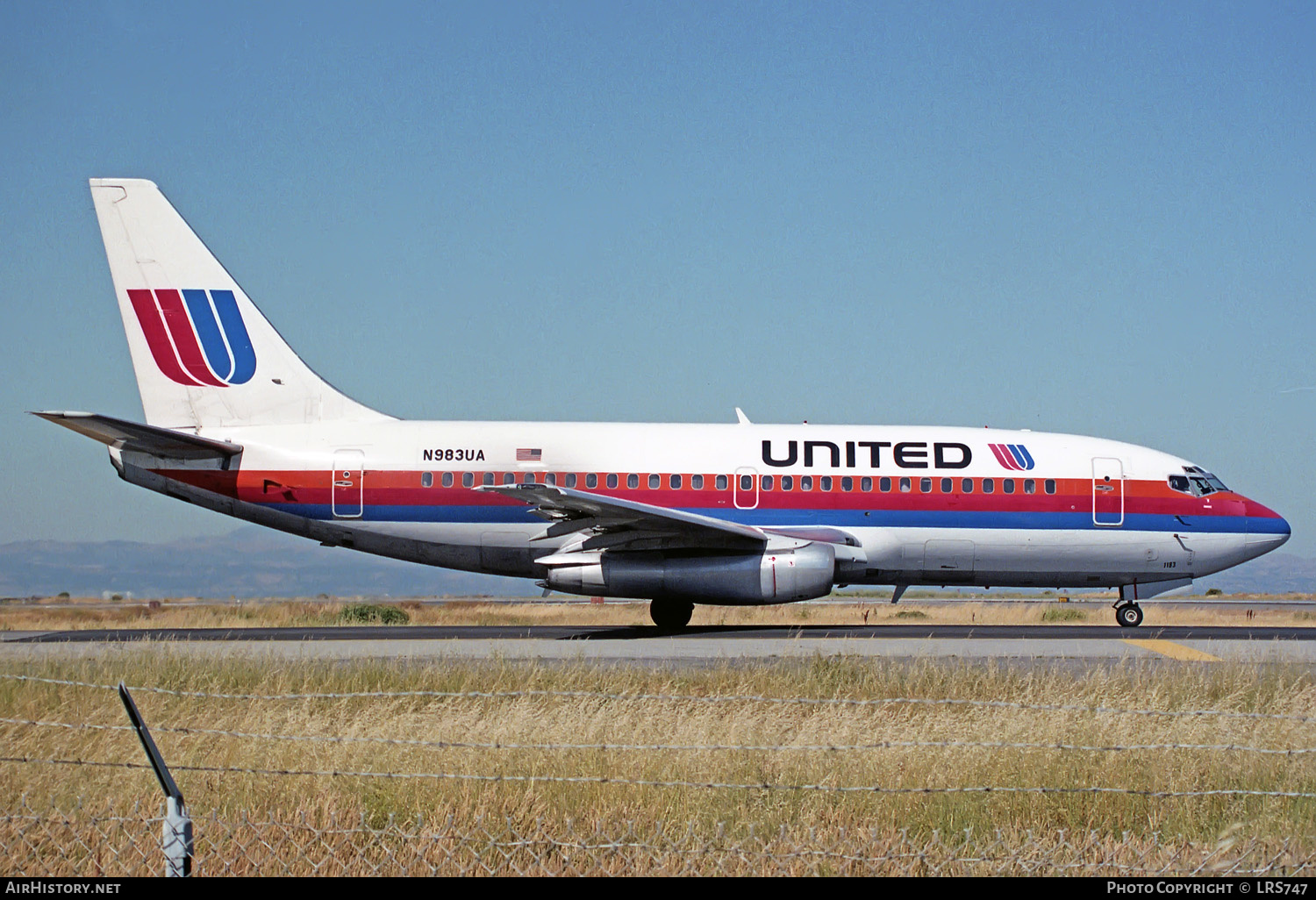 Aircraft Photo of N983UA | Boeing 737-291/Adv | United Airlines | AirHistory.net #242062