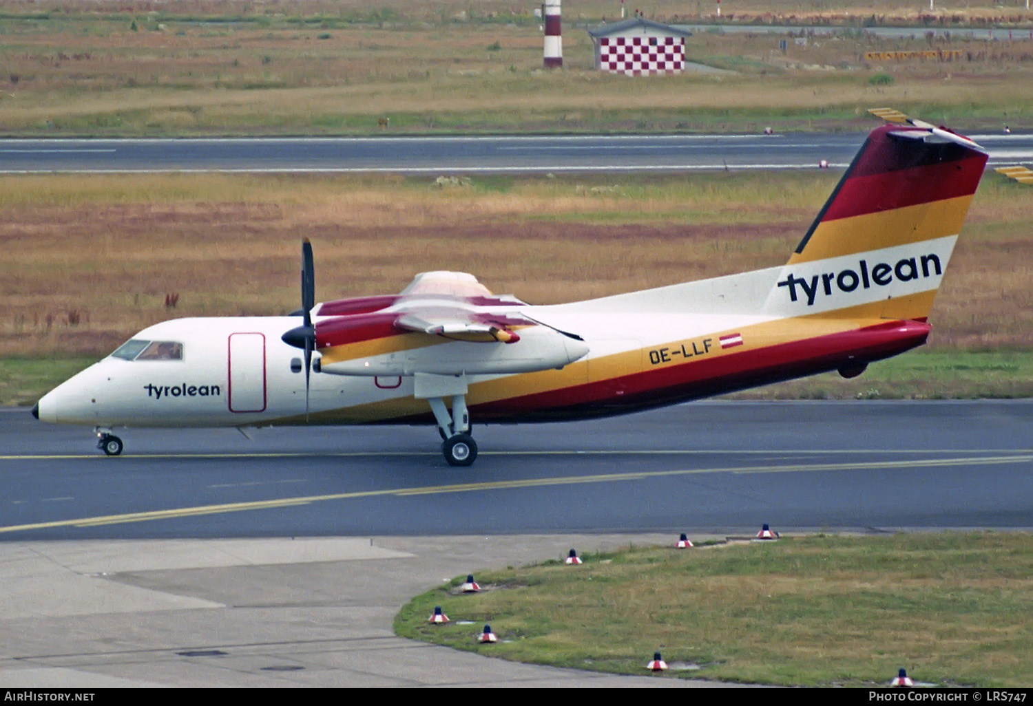 Aircraft Photo of OE-LLF | De Havilland Canada DHC-8-106 Dash 8 | Tyrolean Airways | AirHistory.net #242082