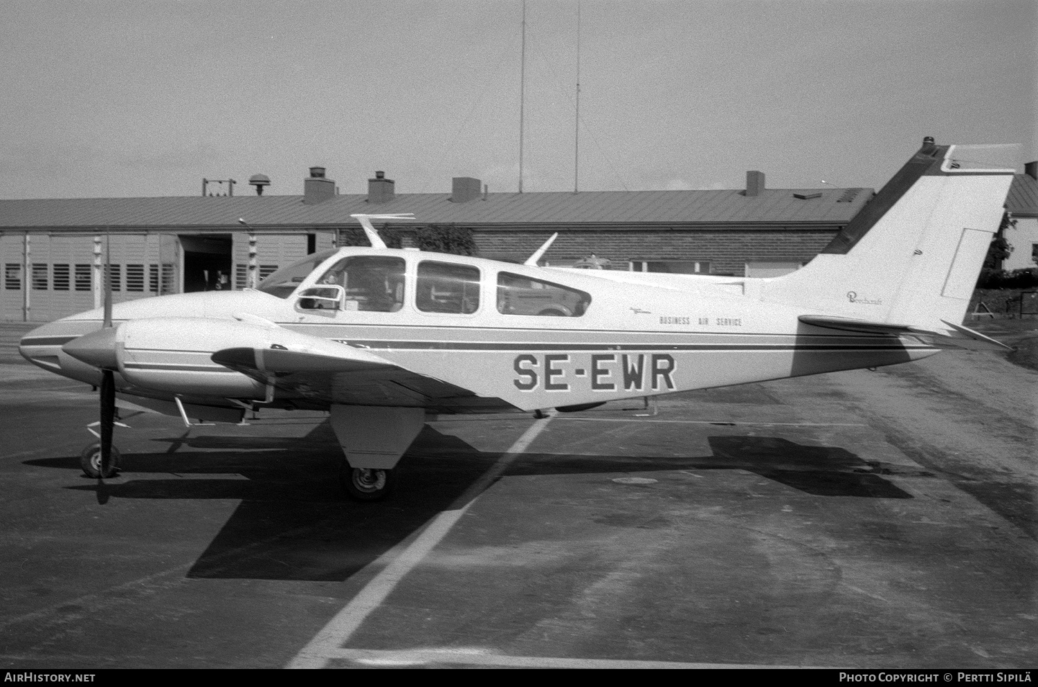 Aircraft Photo of SE-EWR | Beech 95-D55 Baron | Business Air Service | AirHistory.net #242096