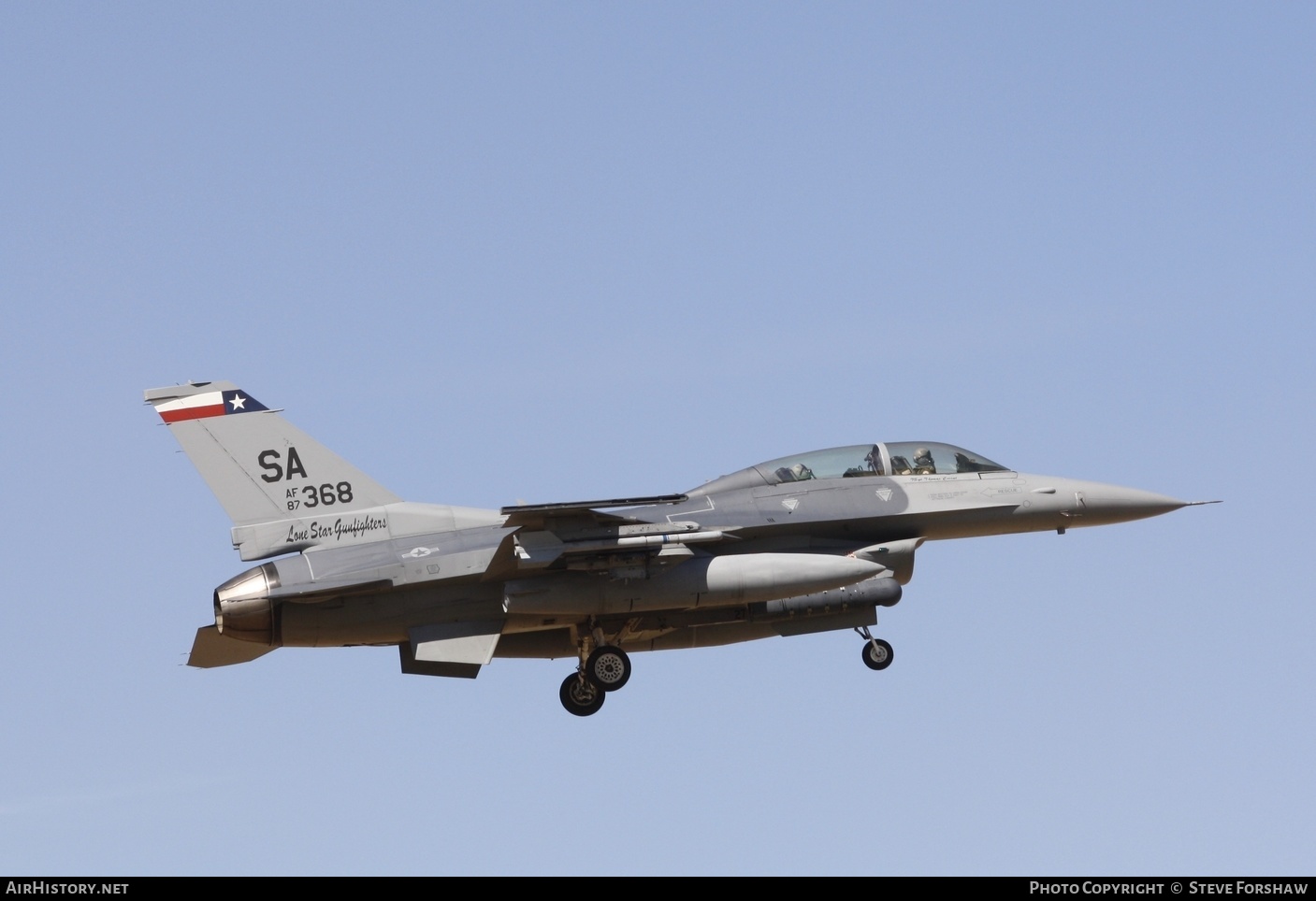Aircraft Photo of 87-0368 / AF87-368 | General Dynamics F-16D Fighting Falcon | USA - Air Force | AirHistory.net #242135