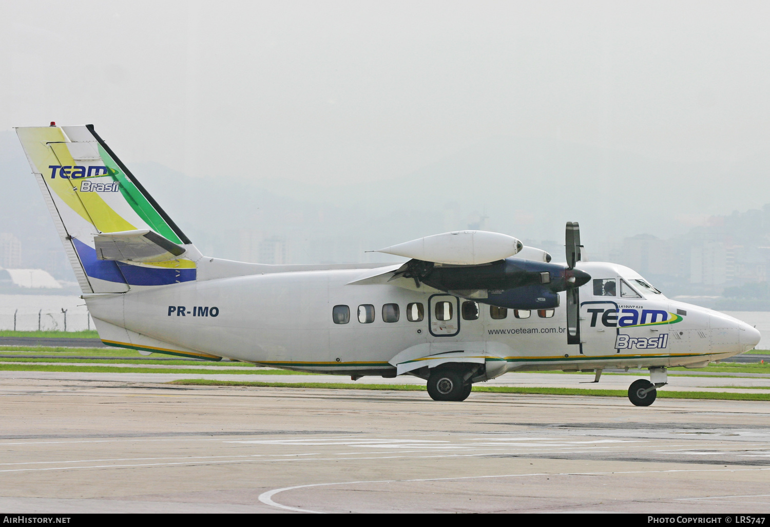 Aircraft Photo of PR-IMO | Let L-410UVP-E20 Turbolet | TEAM Brasil - Transportes Especiais Aéreos e Malotes | AirHistory.net #242148