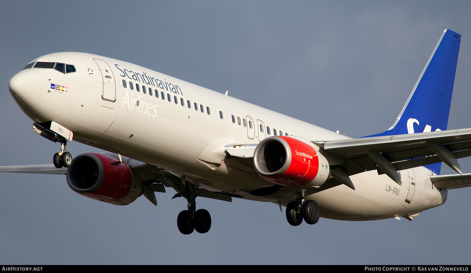 Aircraft Photo of LN-RRU | Boeing 737-883 | Scandinavian Airlines - SAS | AirHistory.net #242202