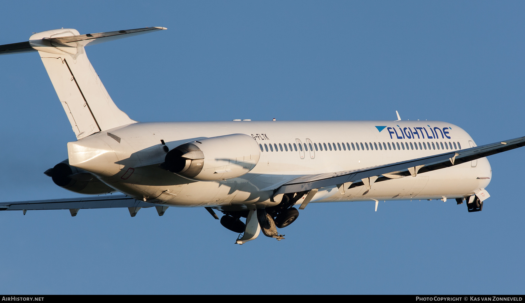 Aircraft Photo of G-FLTK | McDonnell Douglas MD-83 (DC-9-83) | Flightline | AirHistory.net #242251