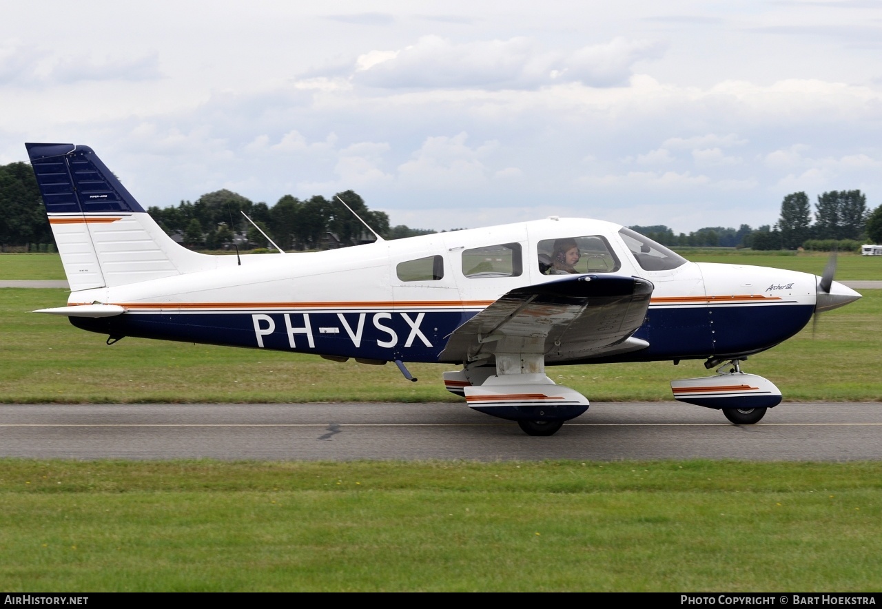 Aircraft Photo of PH-VSX | Piper PA-28-181 Archer III | AirHistory.net #242301
