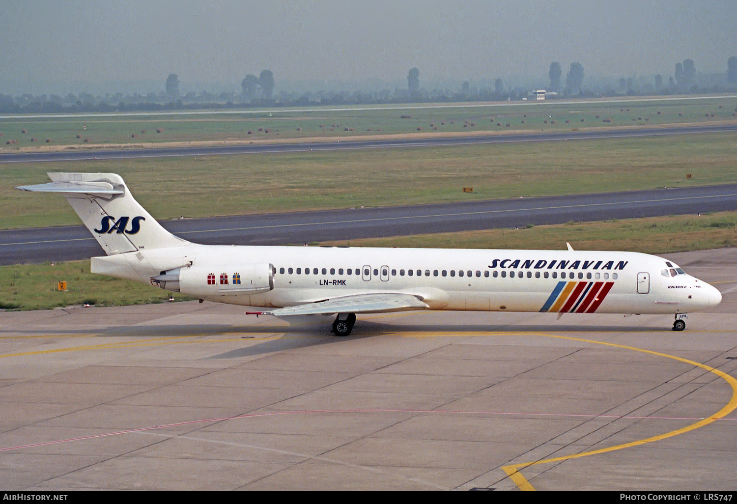 Aircraft Photo of LN-RMK | McDonnell Douglas MD-87 (DC-9-87) | Scandinavian Airlines - SAS | AirHistory.net #242361