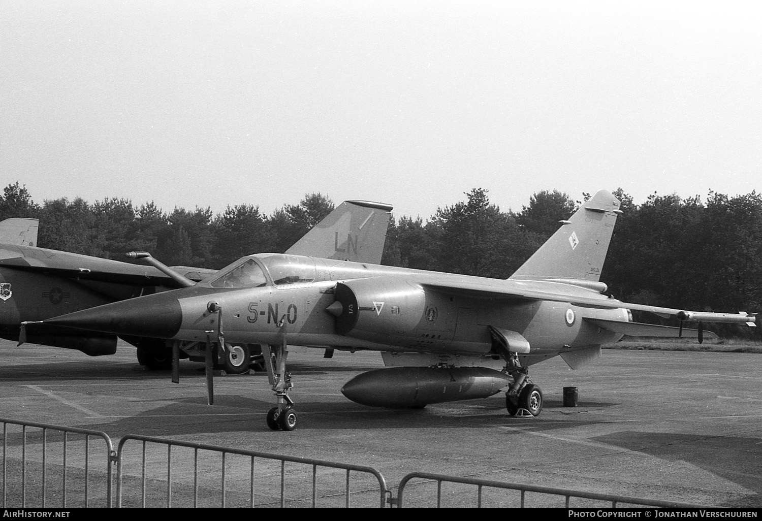 Aircraft Photo of 208 | Dassault Mirage F1C-200 | France - Air Force | AirHistory.net #242410