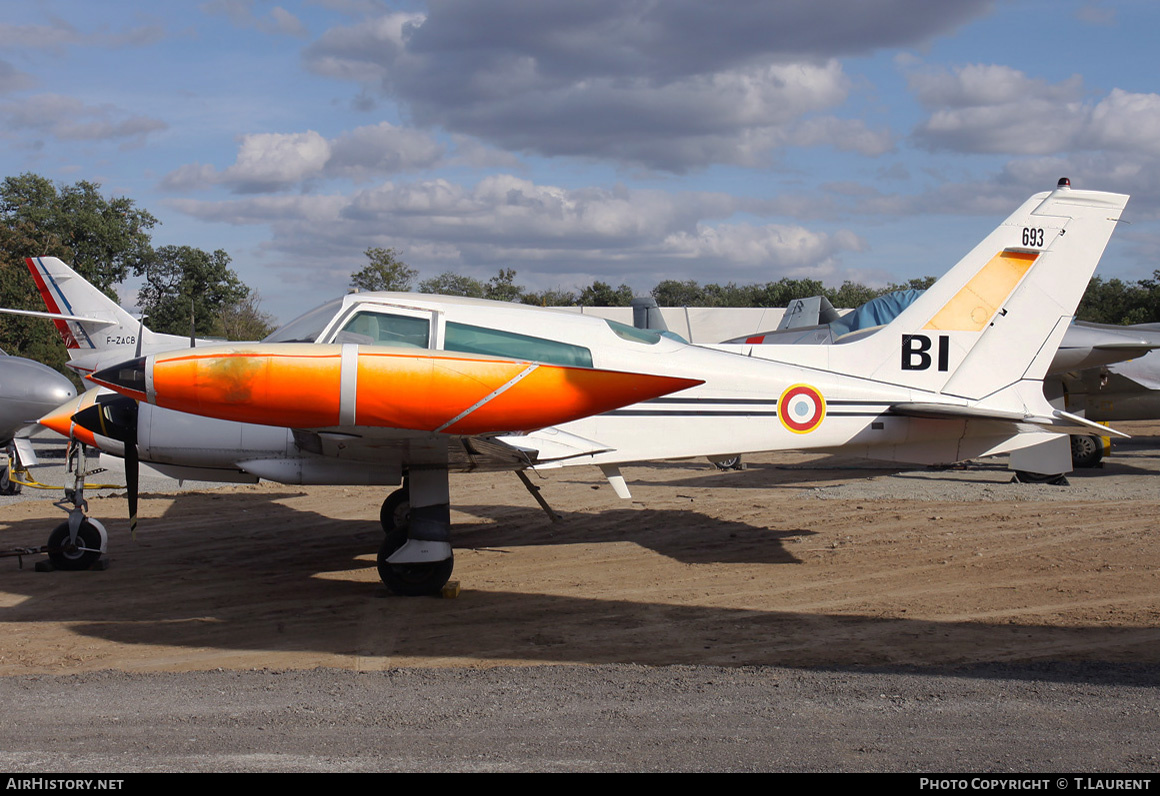 Aircraft Photo of 693 | Cessna 310Q | France - Air Force | AirHistory.net #242413