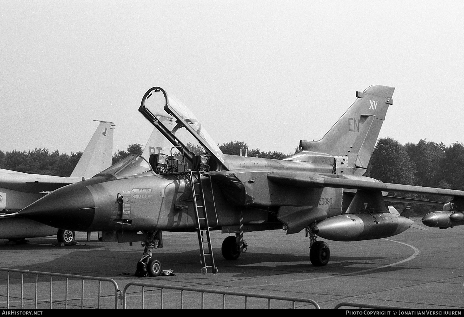Aircraft Photo of ZD890 | Panavia Tornado GR1 | UK - Air Force | AirHistory.net #242418