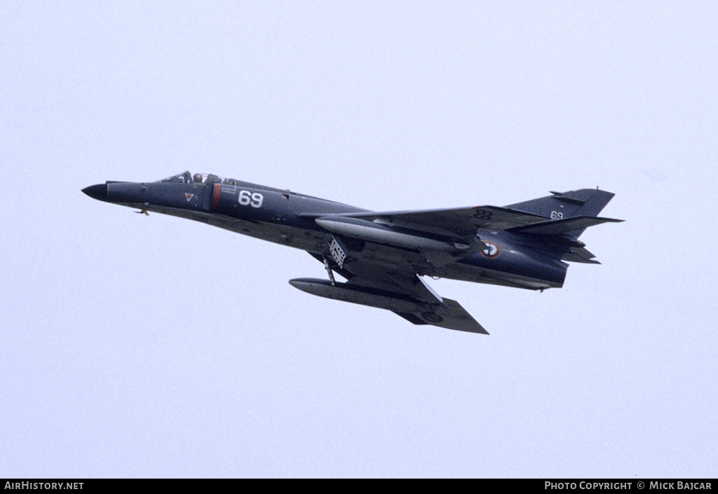 Aircraft Photo of 69 | Dassault Super Etendard | France - Navy | AirHistory.net #242490