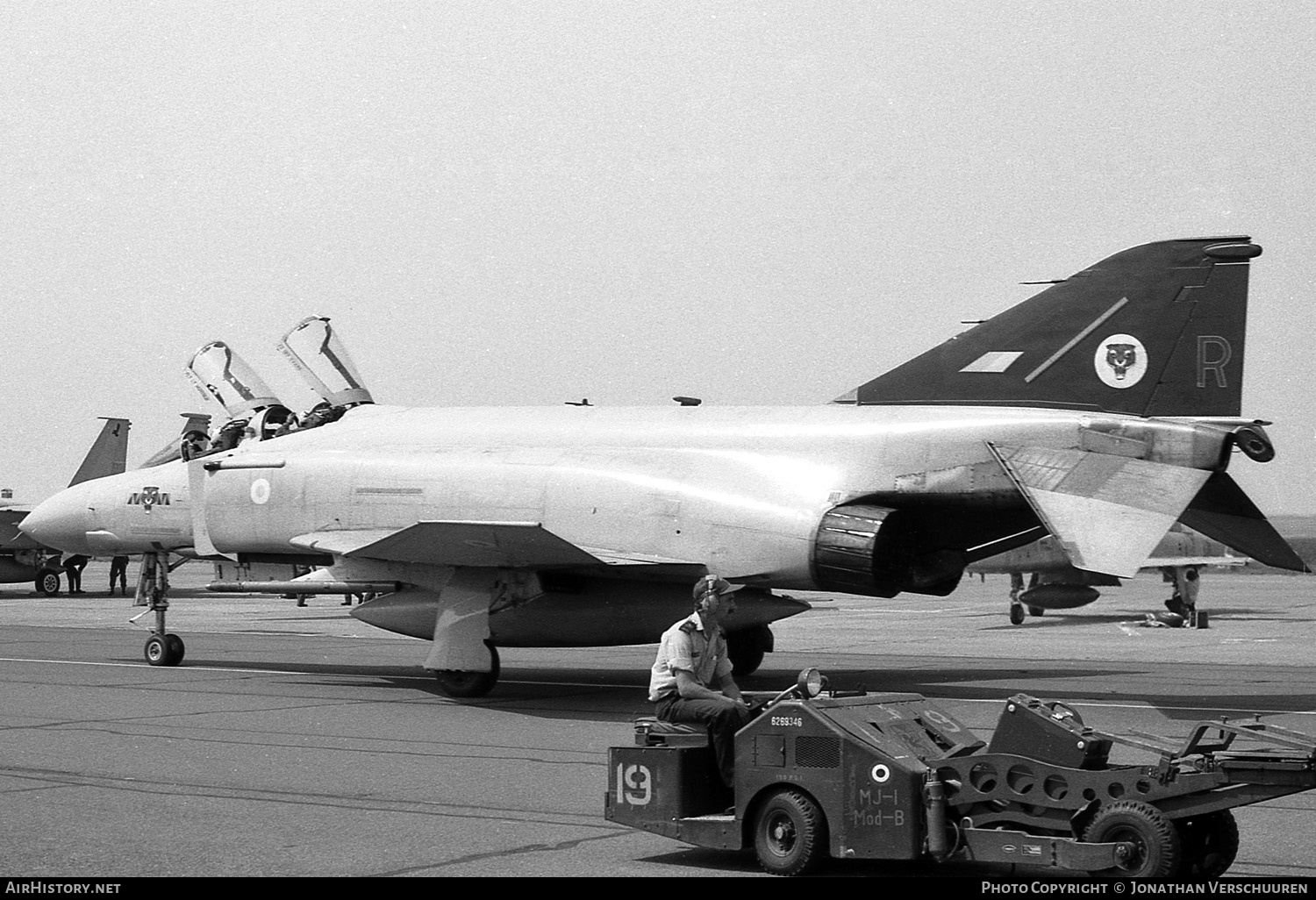 Aircraft Photo of ZE354 | McDonnell Douglas F-4J(UK) Phantom | UK - Air Force | AirHistory.net #242504