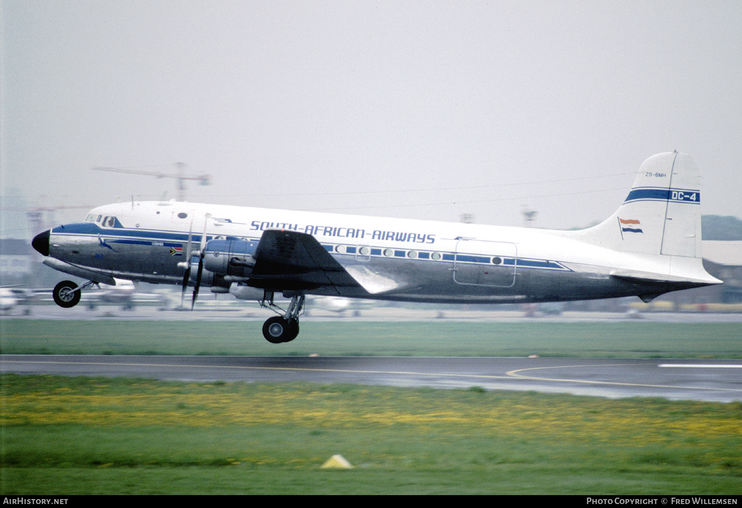 Aircraft Photo of ZS-BMH | Douglas DC-4-1009 | South African Airways - Suid-Afrikaanse Lugdiens | AirHistory.net #242572