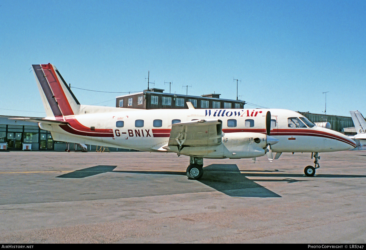 Aircraft Photo of G-BNIX | Embraer EMB-110P1 Bandeirante | Willow Air | AirHistory.net #242573