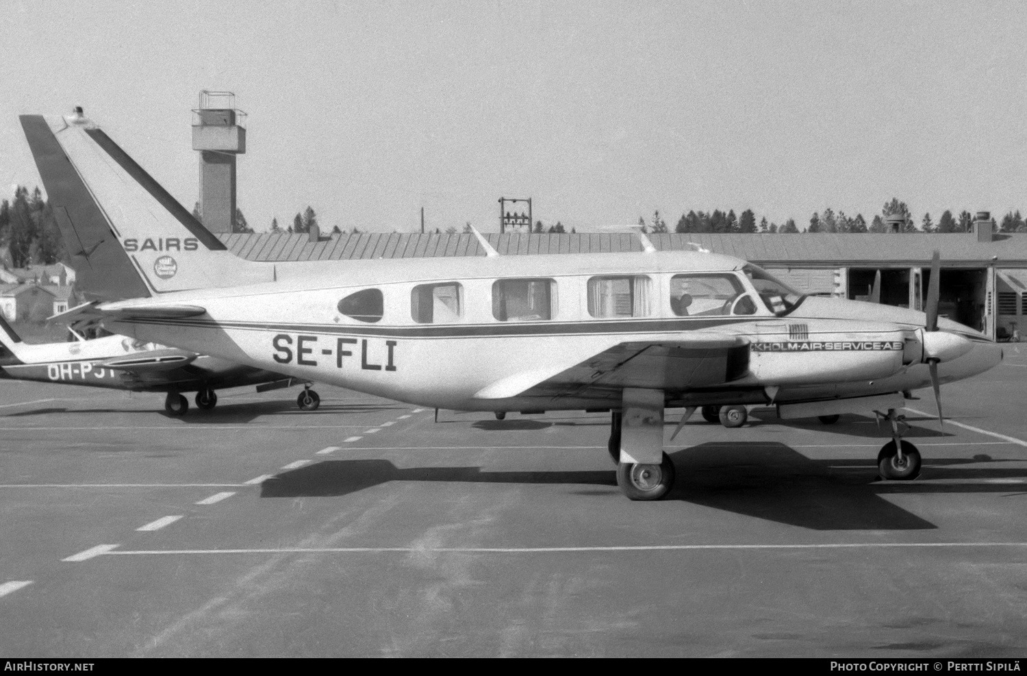 Aircraft Photo of SE-FLI | Piper PA-31-310 Navajo | SAIRS - Stockholm Air Service | AirHistory.net #242574