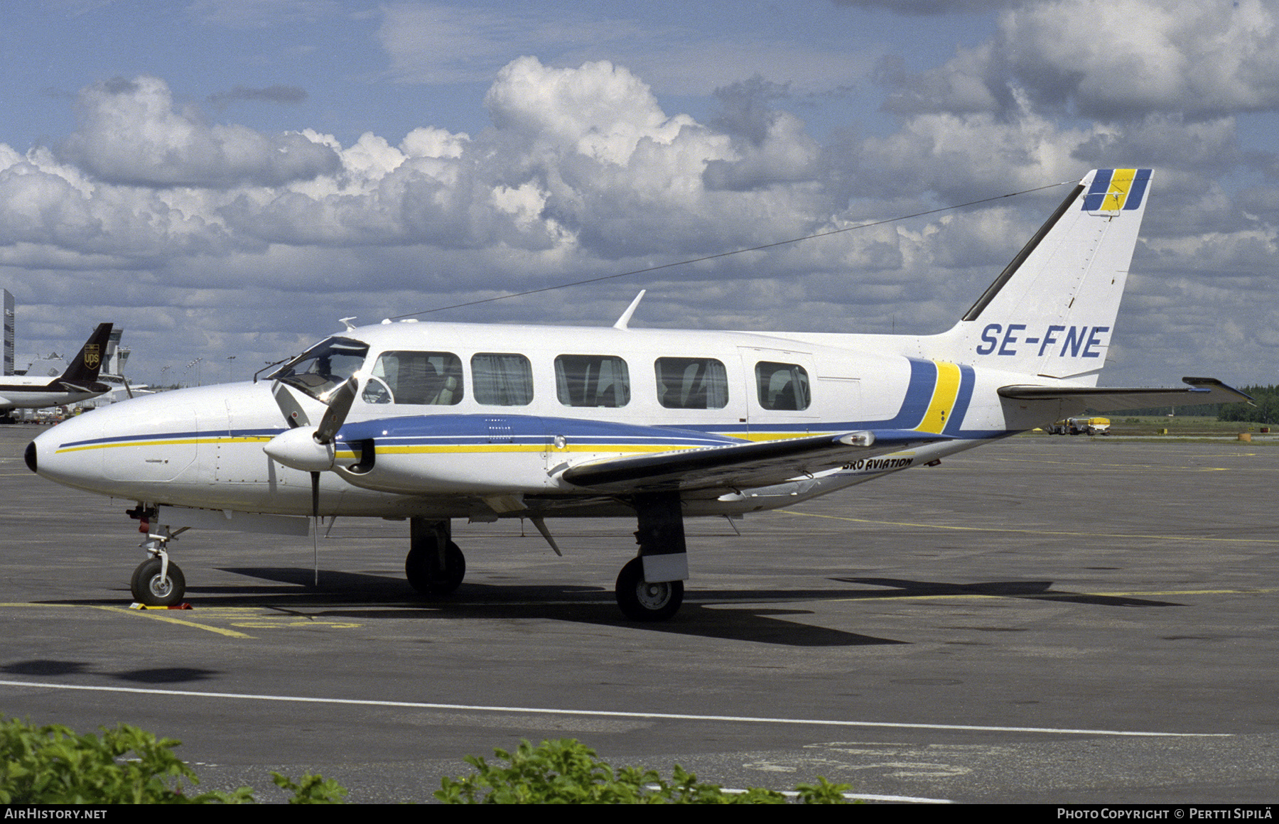 Aircraft Photo of SE-FNE | Piper PA-31-350 Navajo Chieftain | Örebro Aviation | AirHistory.net #242615