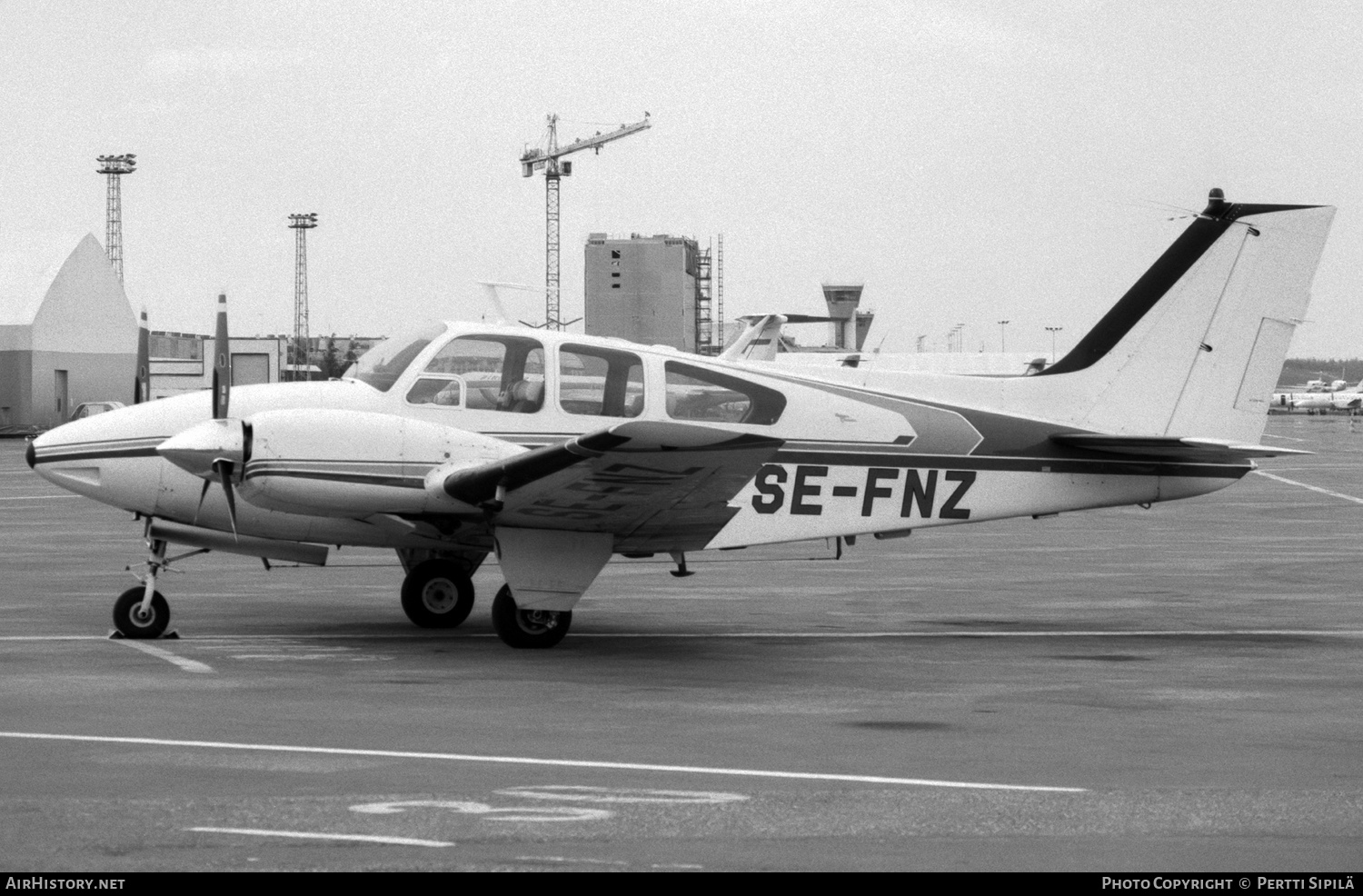 Aircraft Photo of SE-FNZ | Beech 95-B55 Baron | AirHistory.net #242618