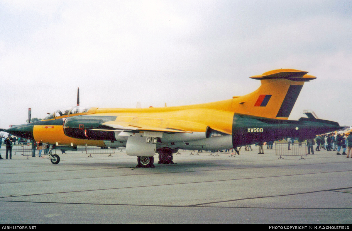 Aircraft Photo of XW988 | Hawker Siddeley Buccaneer S2B | UK - Air Force | AirHistory.net #242705