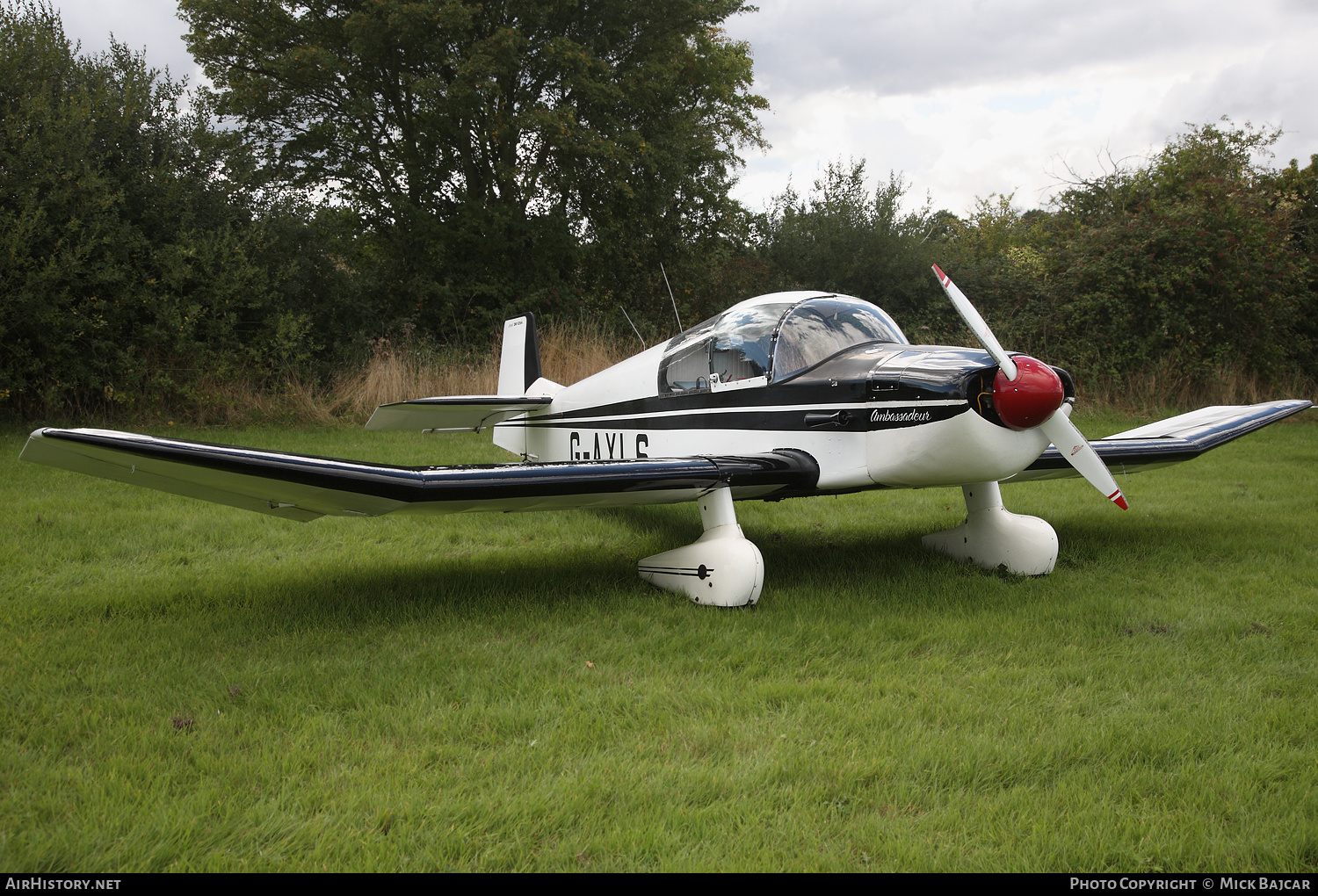 Aircraft Photo of G-AXLS | Jodel DR-105A | AirHistory.net #242722