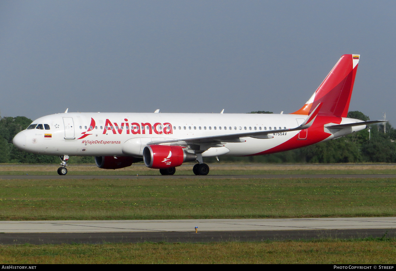 Aircraft Photo of N755AV | Airbus A320-214 | Avianca | AirHistory.net #242768