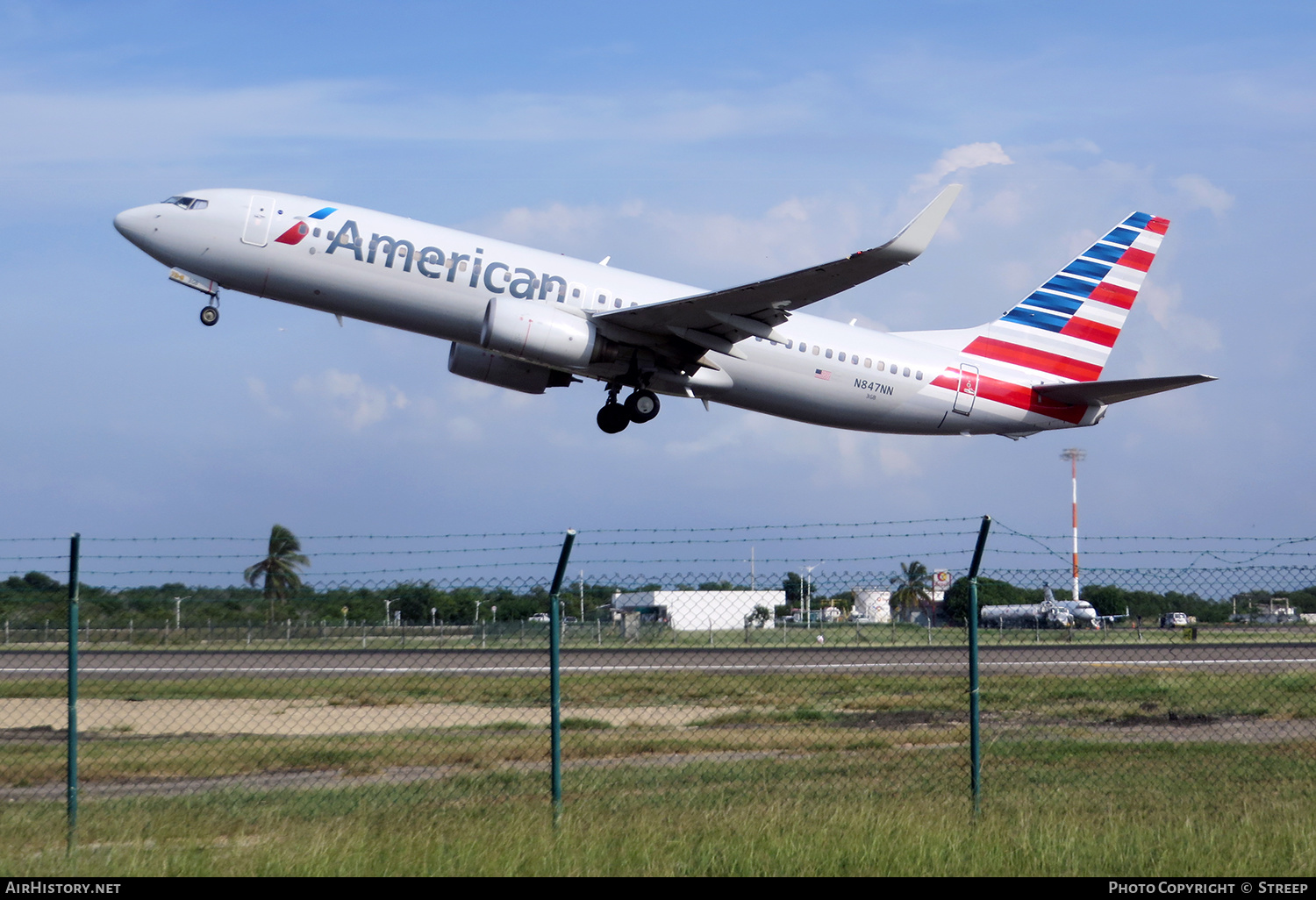 Aircraft Photo of N847NN | Boeing 737-823 | American Airlines | AirHistory.net #242794