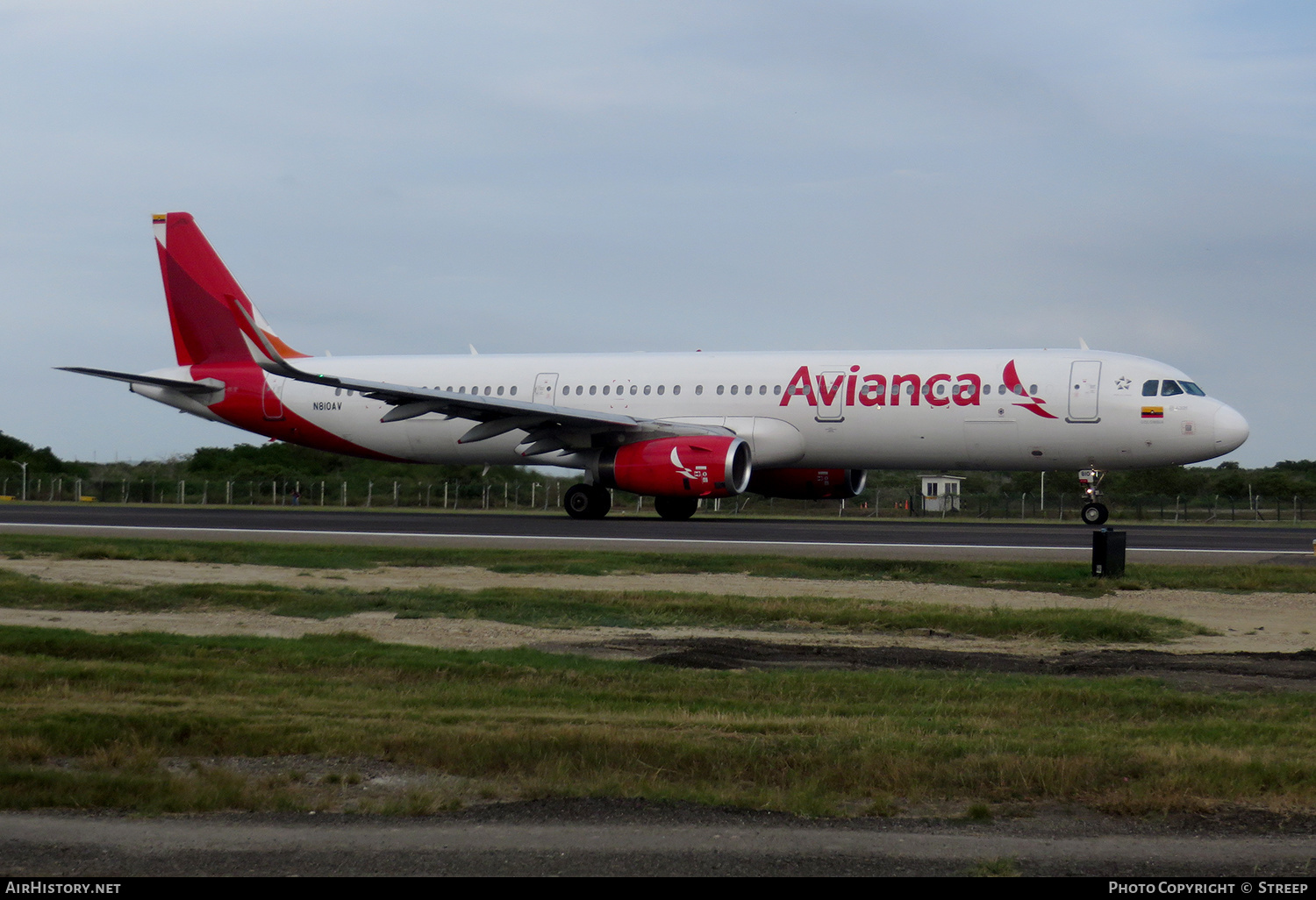 Aircraft Photo of N810AV | Airbus A321-231 | Avianca | AirHistory.net #242798