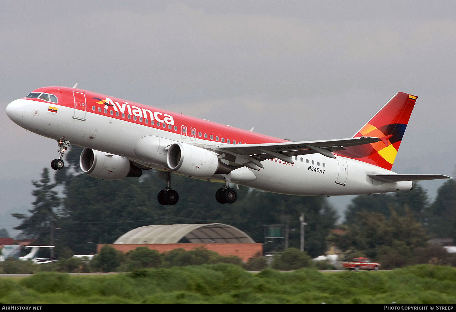 Aircraft Photo of N345AV | Airbus A320-214 | Avianca | AirHistory.net #242810