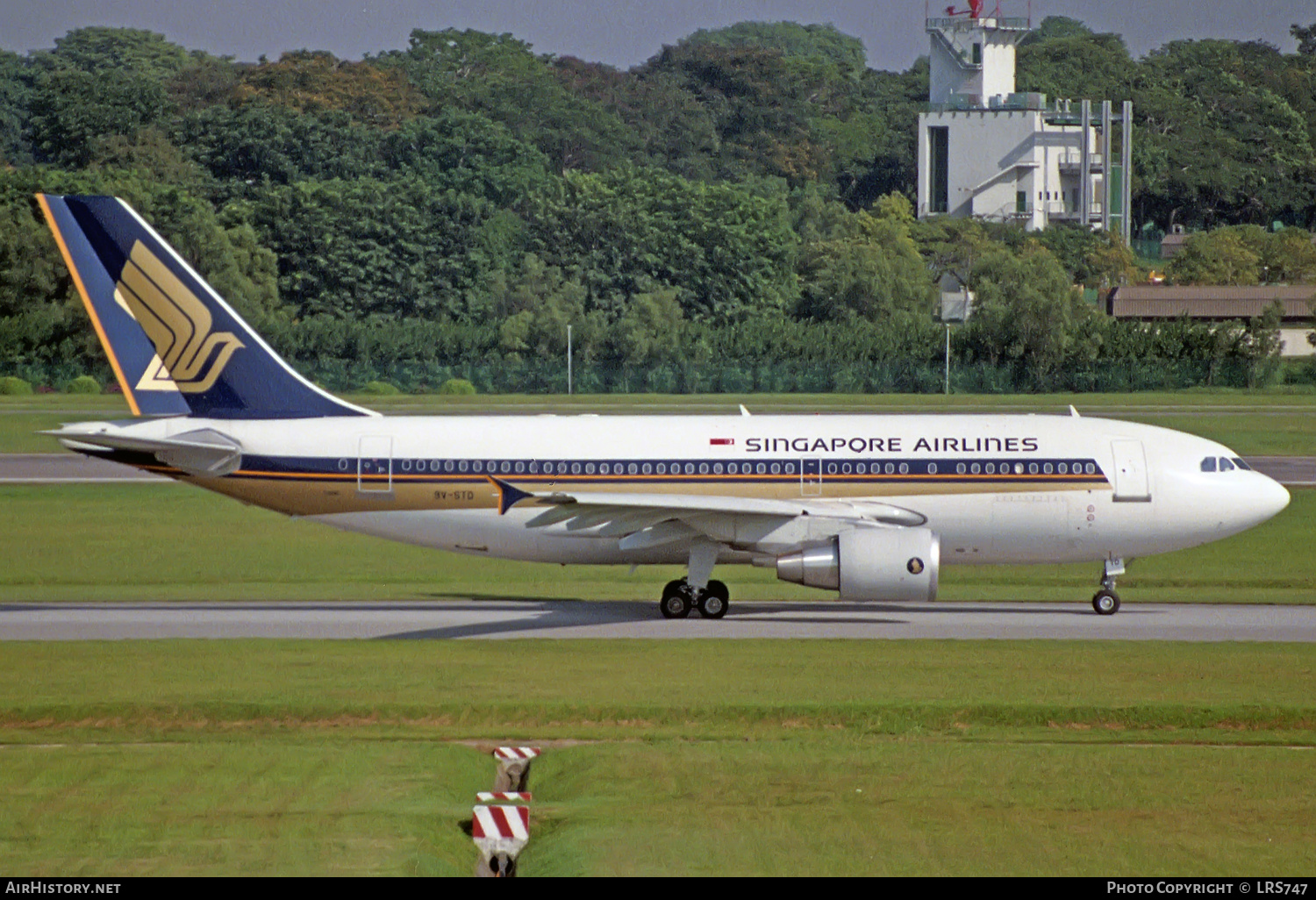 Aircraft Photo of 9V-STD | Airbus A310-324 | Singapore Airlines | AirHistory.net #242888