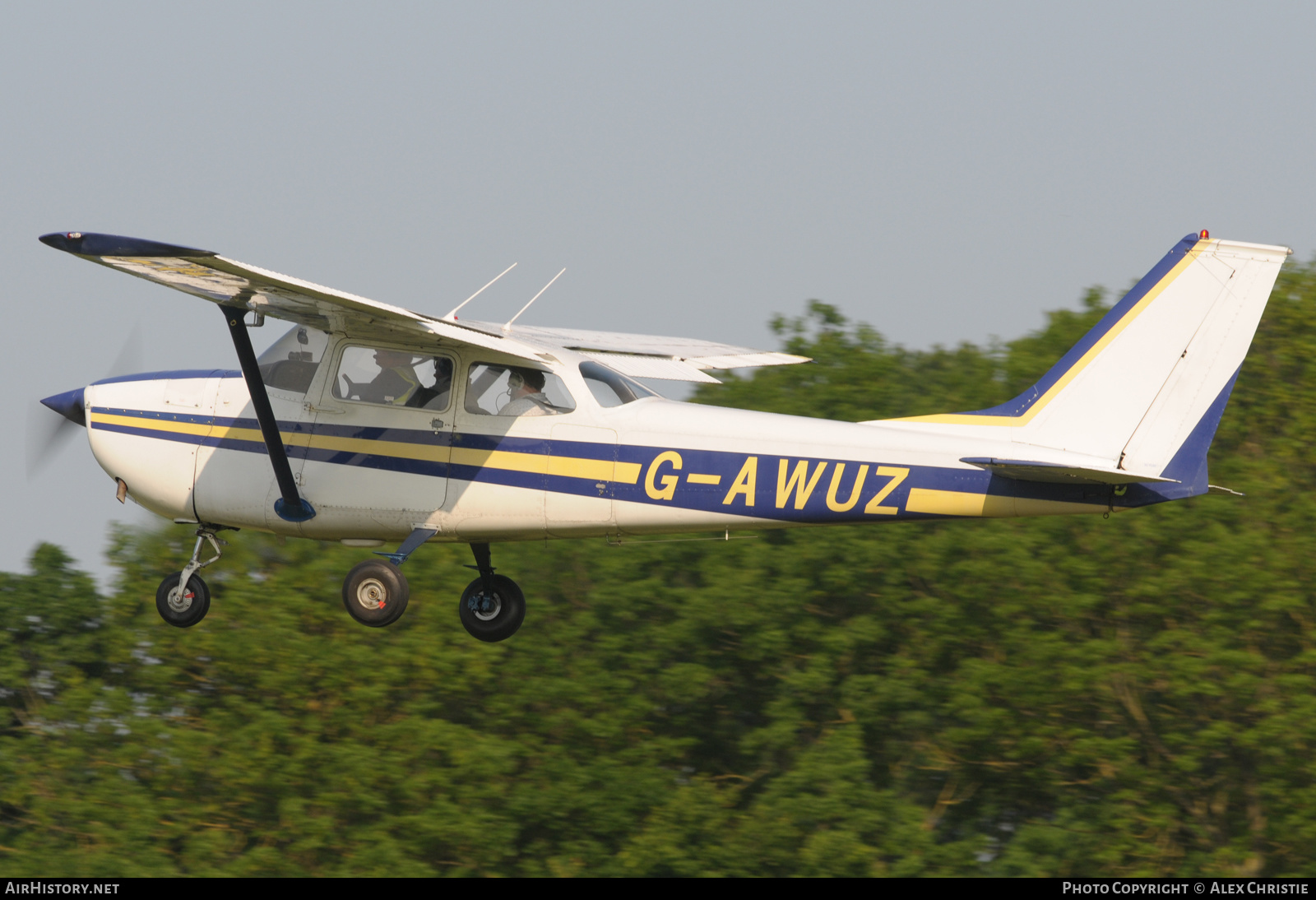 Aircraft Photo of G-AWUZ | Reims F172H | AirHistory.net #242968
