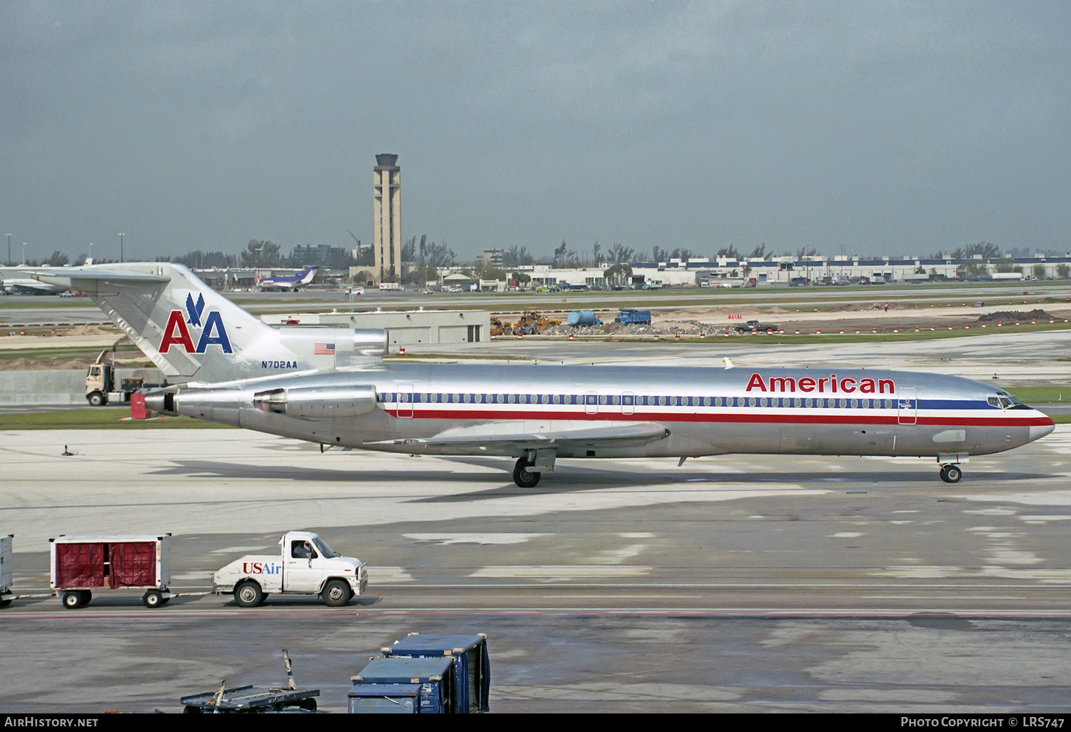 Aircraft Photo of N702AA | Boeing 727-223/Adv | American Airlines | AirHistory.net #243096