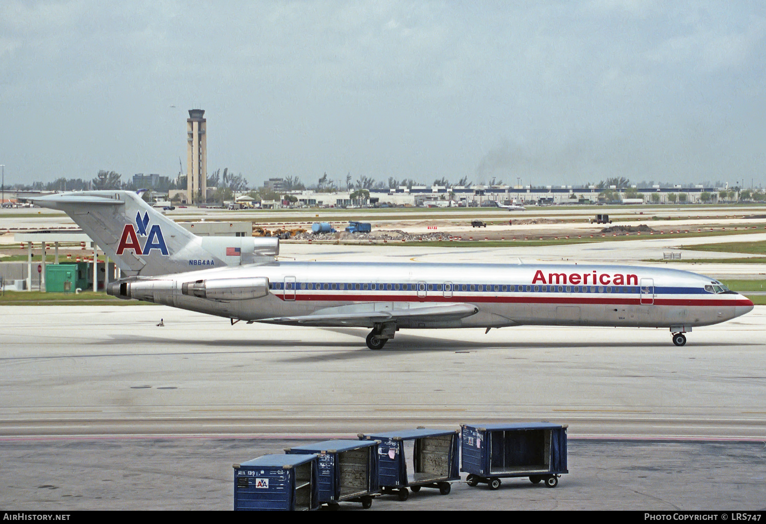 Aircraft Photo of N864AA | Boeing 727-223/Adv | American Airlines | AirHistory.net #243104