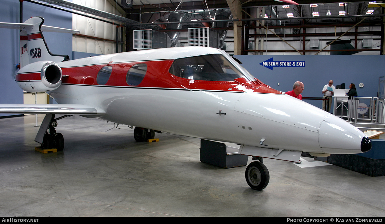 Aircraft Photo of N88B | Lear Jet 23 | AirHistory.net #243198