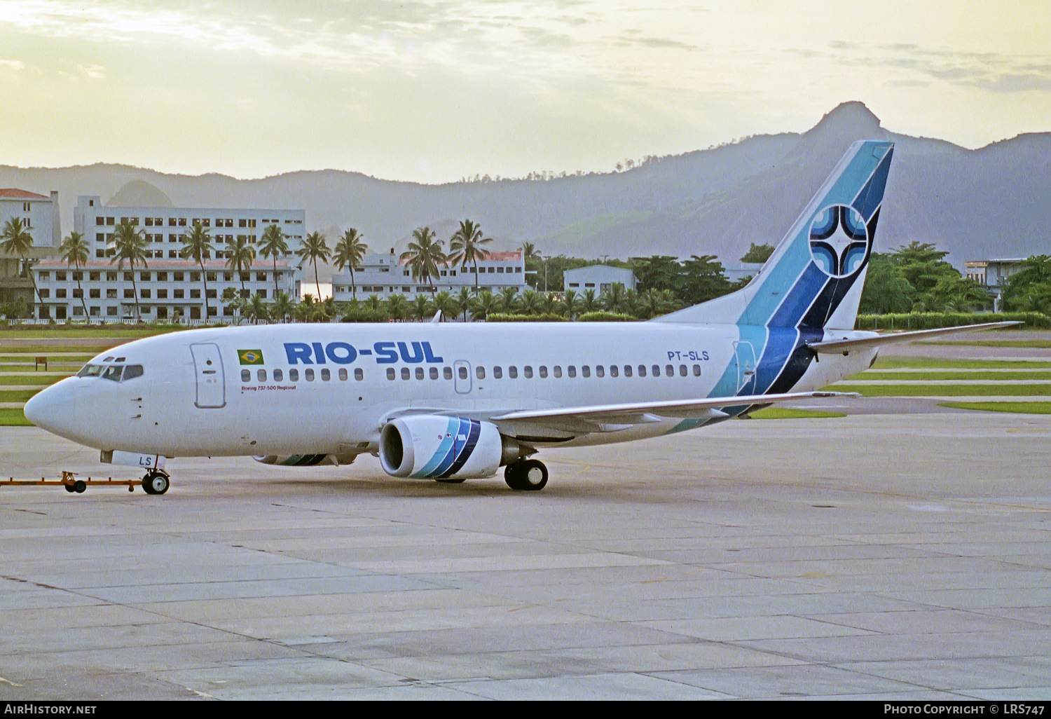 Aircraft Photo of PT-SLS | Boeing 737-5Y0 | Rio-Sul | AirHistory.net #243203