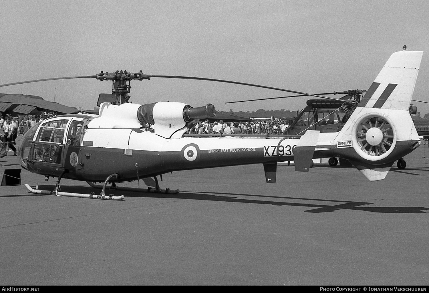 Aircraft Photo of XZ936 | Aerospatiale SA-341D Gazelle HT3 | UK - Air Force | AirHistory.net #243386