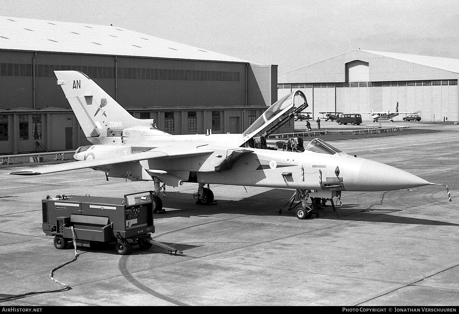 Aircraft Photo of ZD906 | Panavia Tornado F2 | UK - Air Force | AirHistory.net #243391