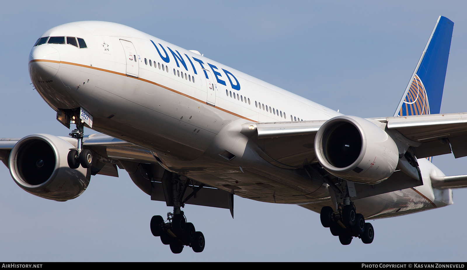 Aircraft Photo of N227UA | Boeing 777-222/ER | United Airlines | AirHistory.net #243514