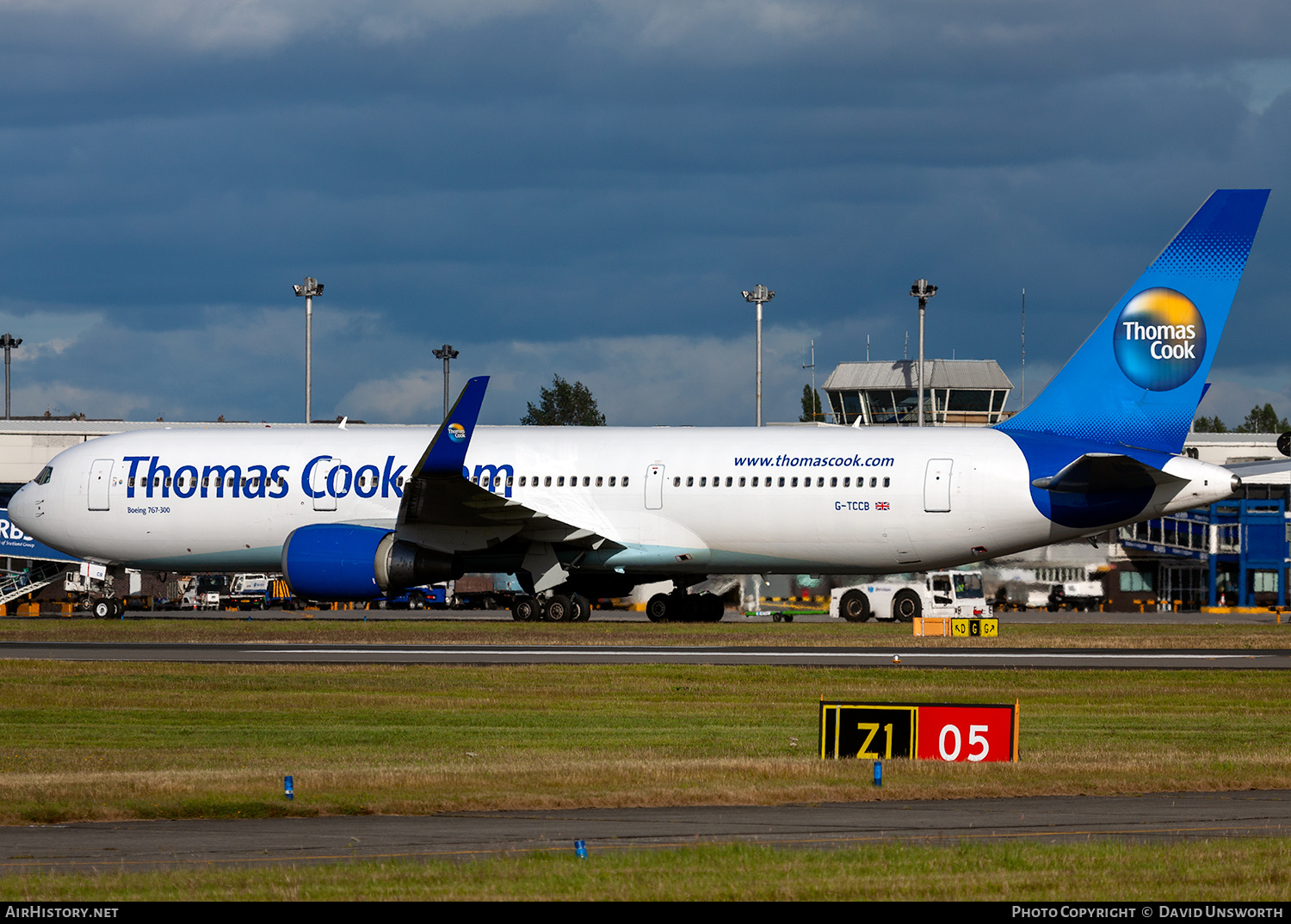 Aircraft Photo of G-TCCB | Boeing 767-31K/ER | Thomas Cook Airlines | AirHistory.net #243552