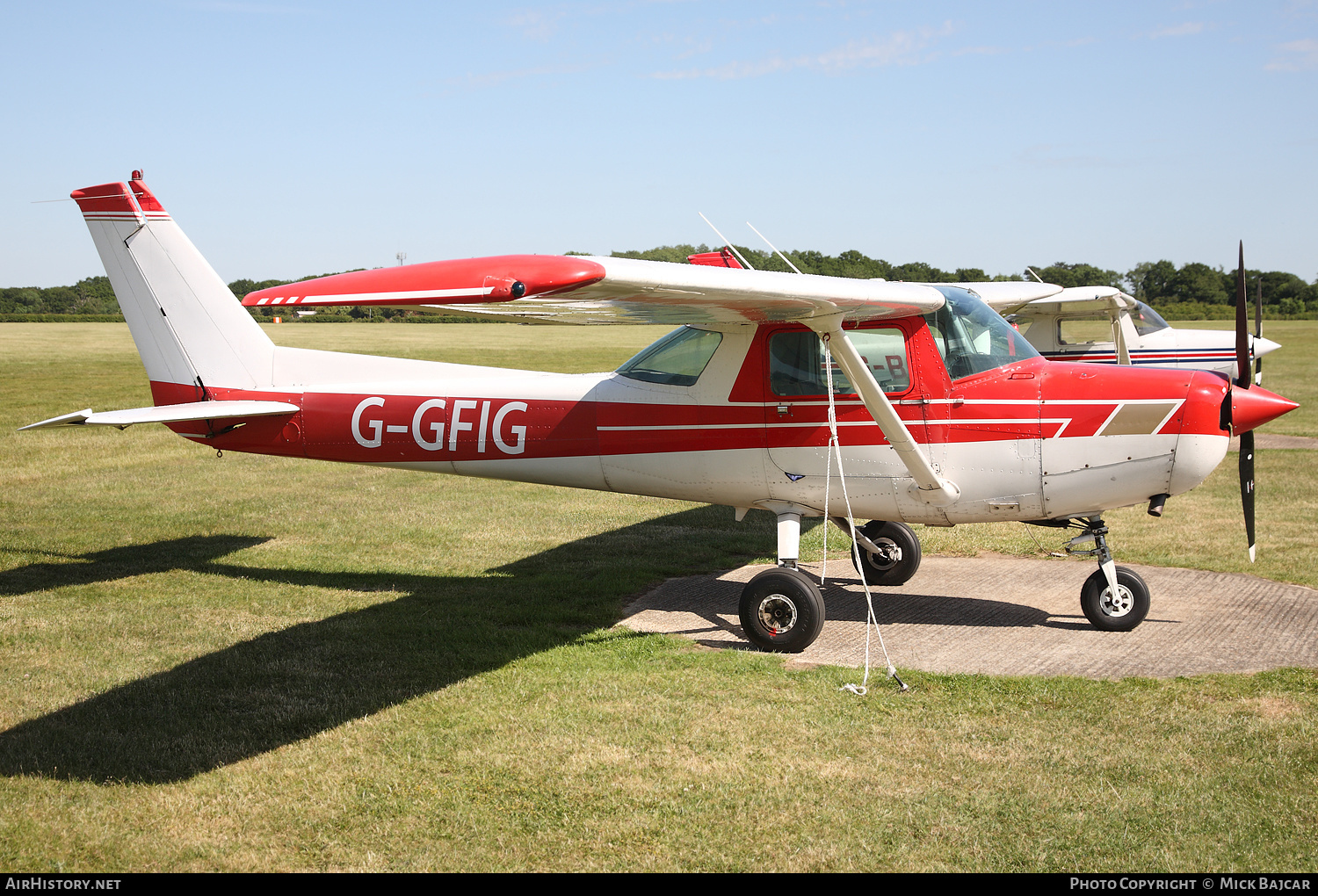 Aircraft Photo of G-GFIG | Cessna 152 | AirHistory.net #243669