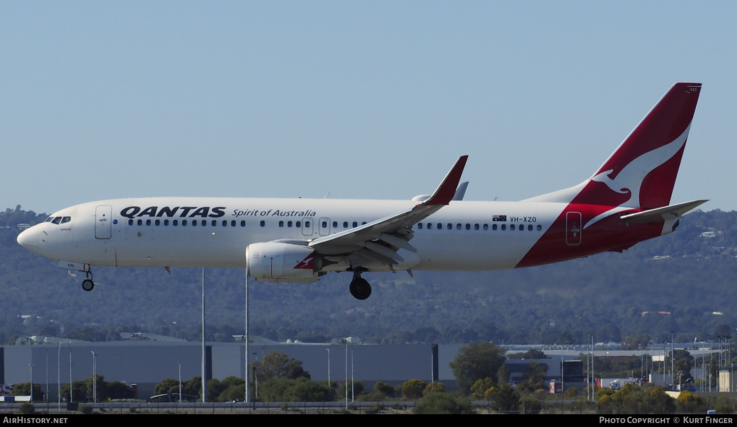 Aircraft Photo of VH-XZO | Boeing 737-838 | Qantas | AirHistory.net #243681