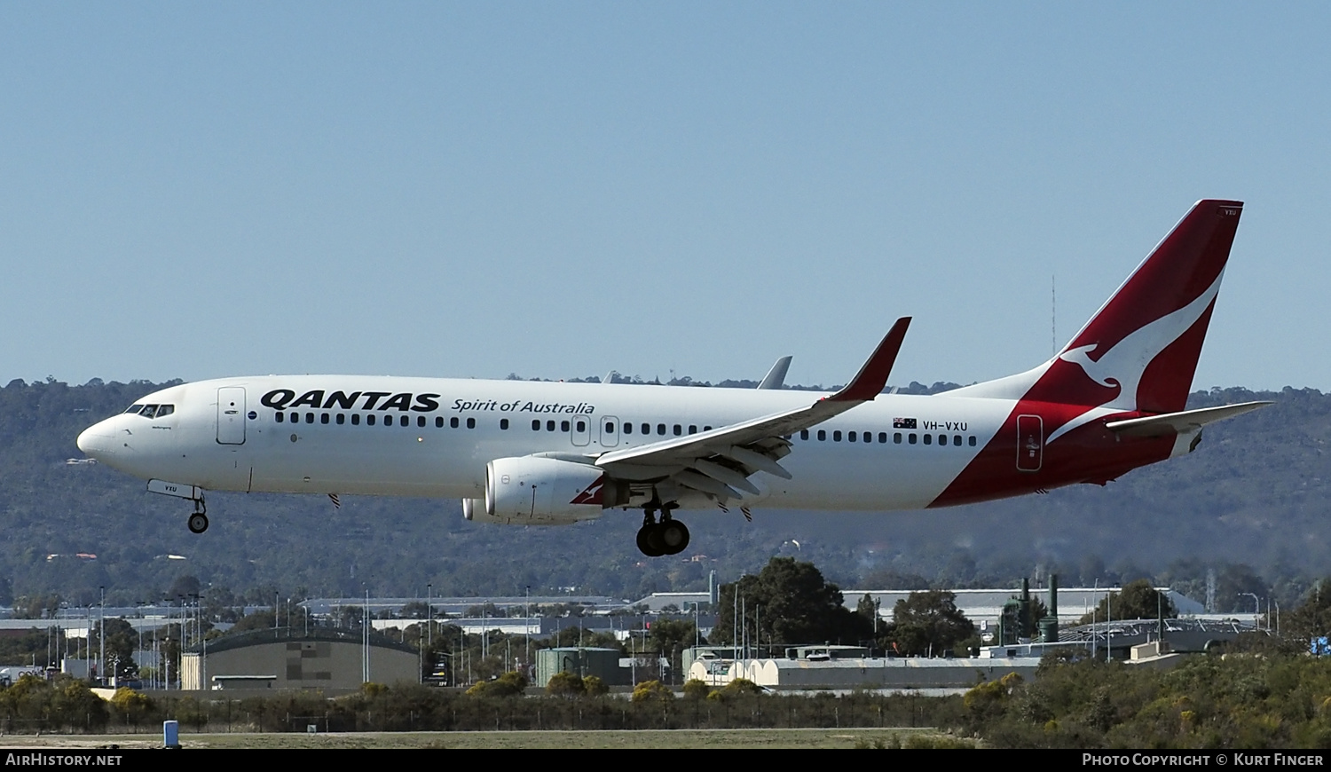 Aircraft Photo of VH-VXU | Boeing 737-838 | Qantas | AirHistory.net #243693