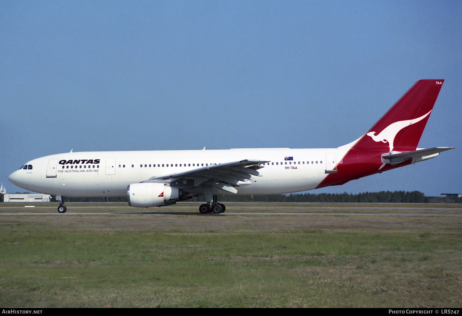 Aircraft Photo of VH-TAA | Airbus A300B4-203 | Qantas | AirHistory.net #243713