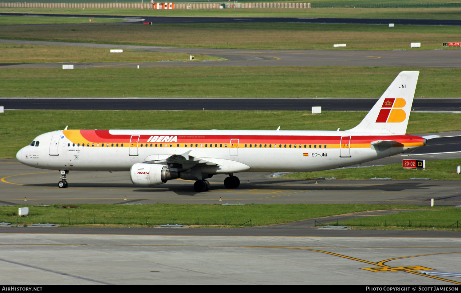 Aircraft Photo of EC-JNI | Airbus A321-212 | Iberia | AirHistory.net #243800